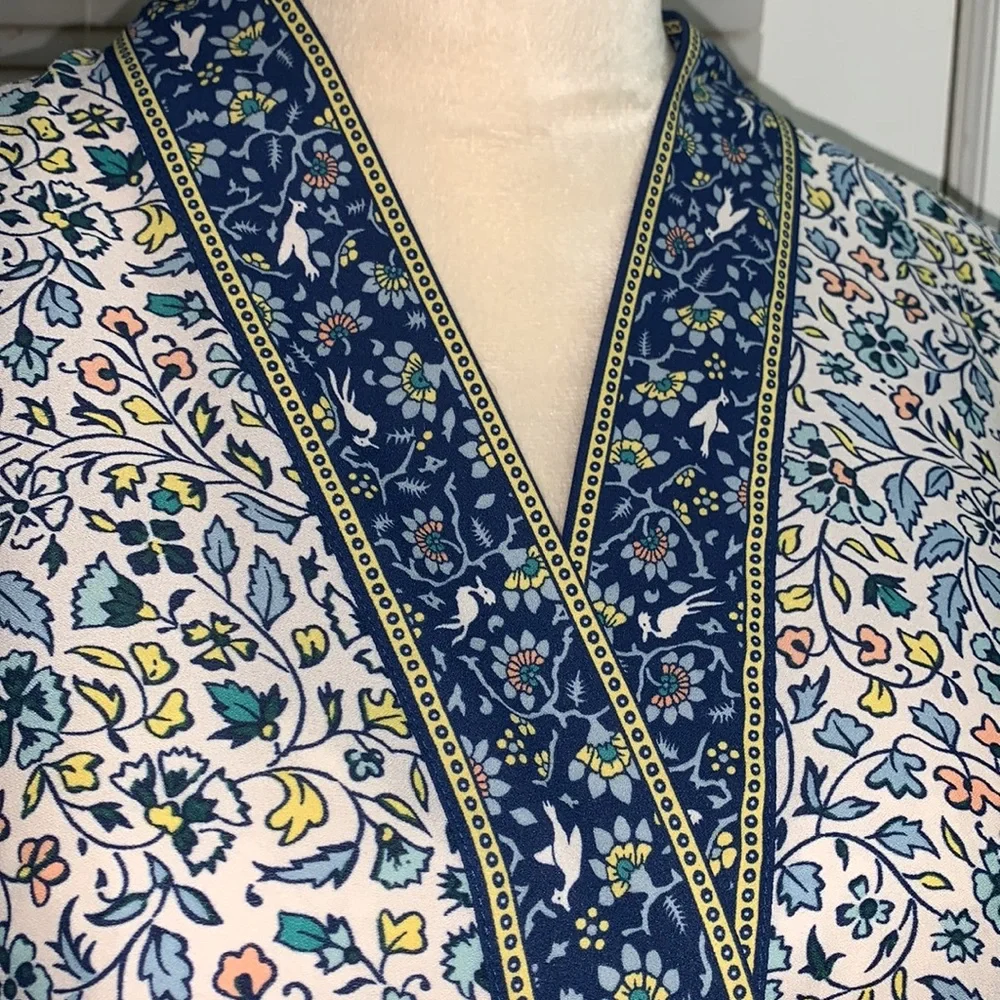 Max Studio Whimsical Short Kimono - Picture 5 of 10